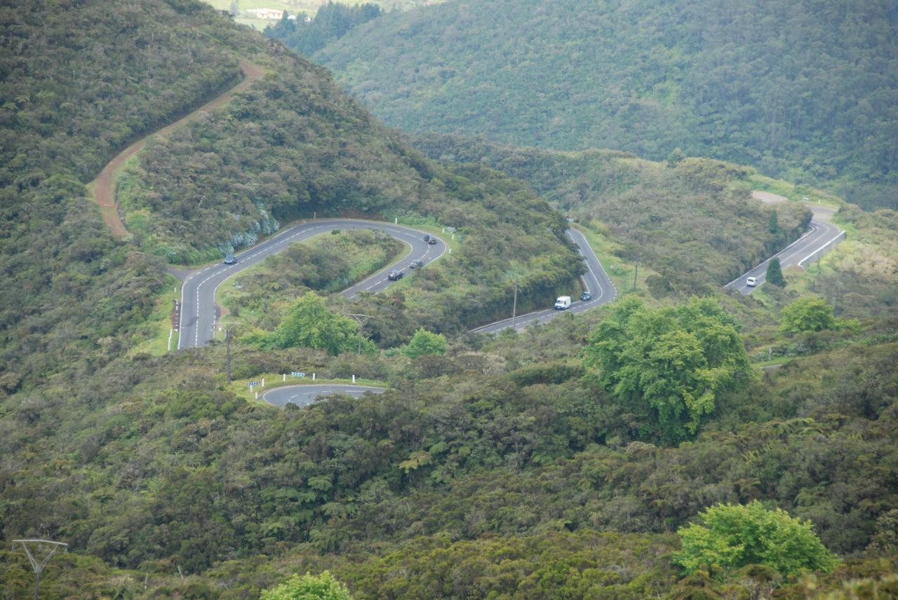 Virages de la plaine des Palmistes D Helsens